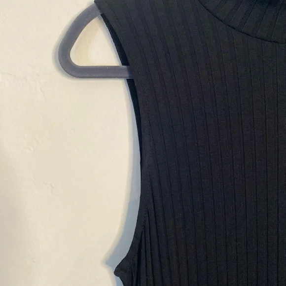 Anthropologie, Sunday in Brooklyn, body con maxi dress in black. - Picture 4 of 7